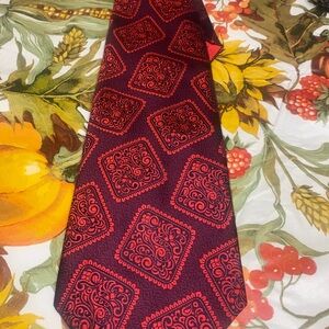 Pierre Currie men’s red tie